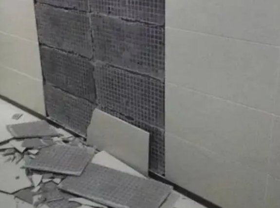 凤阳瓷砖空鼓维修公司分享下凤阳墙砖松动维修的知识